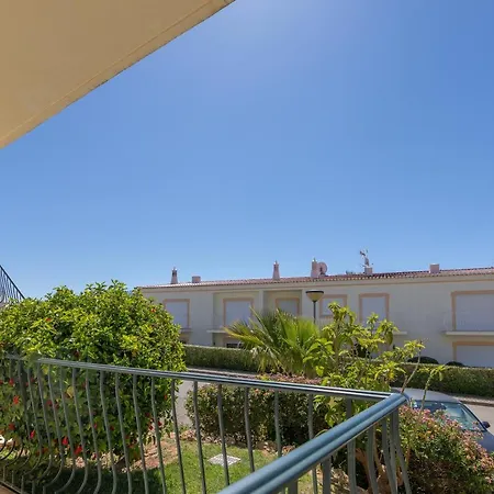Апартаменти Algarve Oasis *